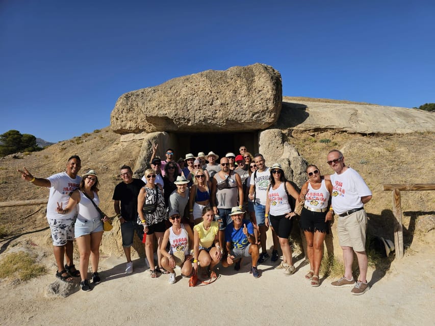 Antequera Monumental with entrance tickets to dolmens and town - Follow the town route from San Sebastián uphill