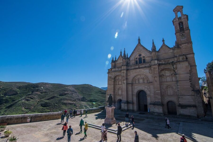 Antequera Old Town & El Torcal Experience from Málaga - El Torcal’s stone formations and walking paths