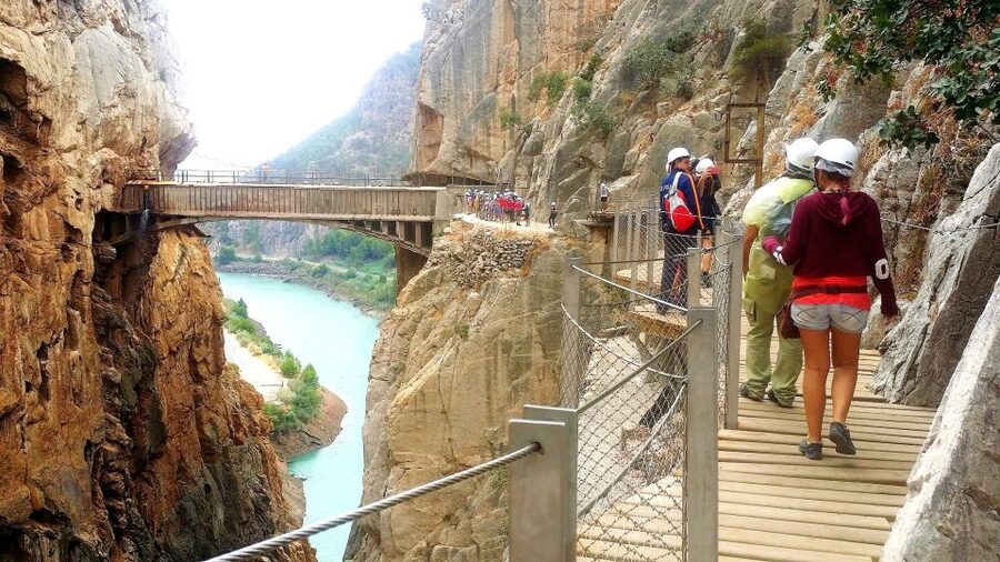 Ardales: Caminito del Rey Private Walking Tour - What the private format is worth