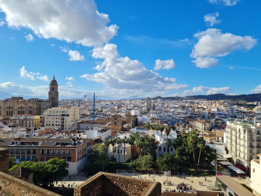Audioguide City Walk Malaga for cruises (German & English) - What the guide can and cannot add