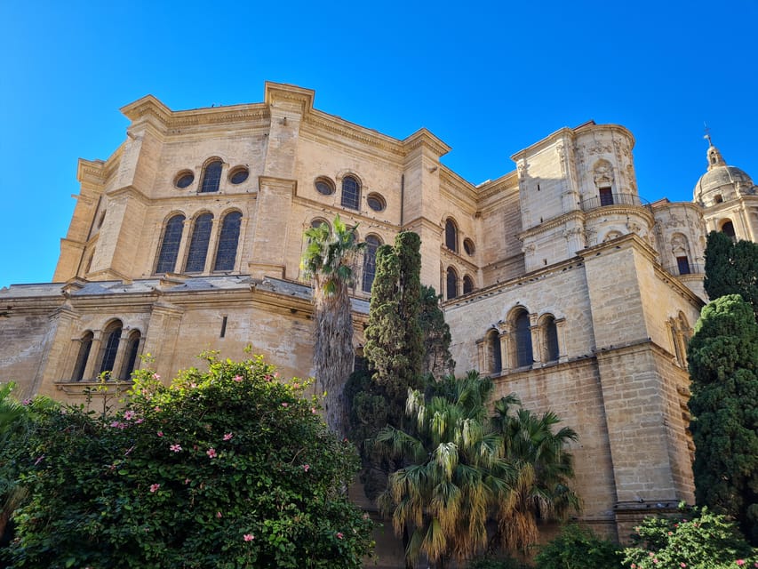 Audioguide City Walk Malaga for cruises (German & English) - The $11 price, and who pays it