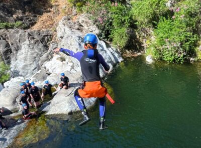 Benahavís: Guided Canyoning Adventure (Benahavís River Walk)