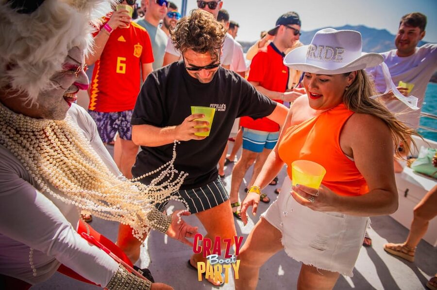 Benalmadena: Boat Party with a Drink - At a glance