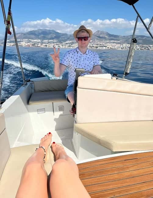 Benalmadena: Boat Rental with No License Required - The practical details at a glance