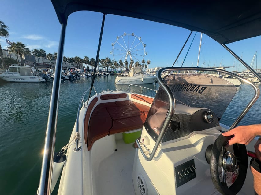Benalmádena: Boat Rental without License - A briefing worth listening to