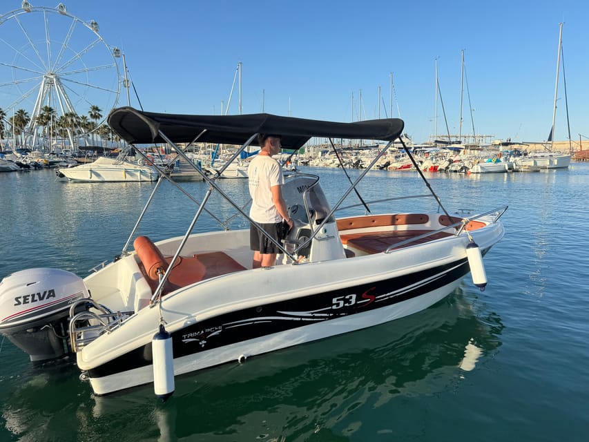 Benalmádena: Boat Rental without License - Should you book the Benalmádena boat rental?
