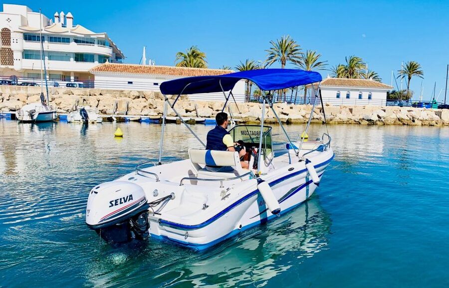 Benalmadena: Boat Rental without License Required - FAQ