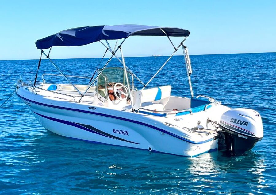 Benalmadena: Boat Rental without License Required - Should you book the Benalmádena boat rental?