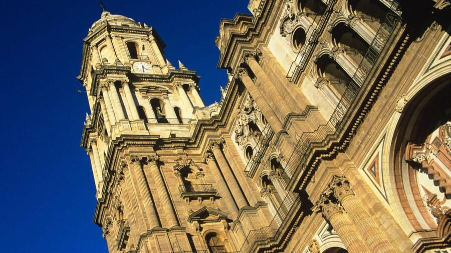 Best of Málaga: Private Walking Tour with a Local - A private walk, not a fixed sightseeing script