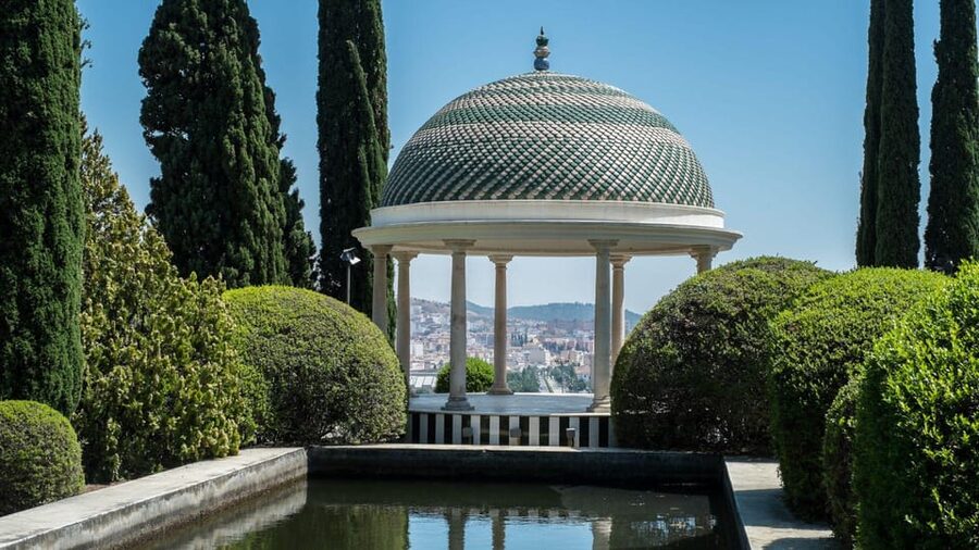Best of Málaga: Private Walking Tour with a Local - Pacing, access, and practical details
