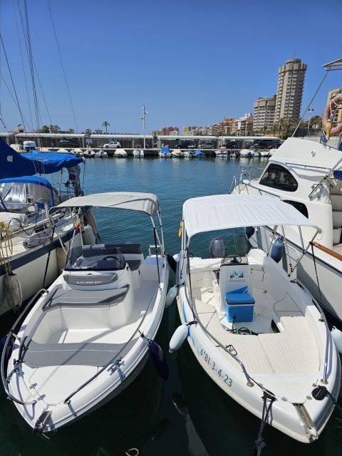 Boat without licence, fuel included - Choosing one, two or four hours