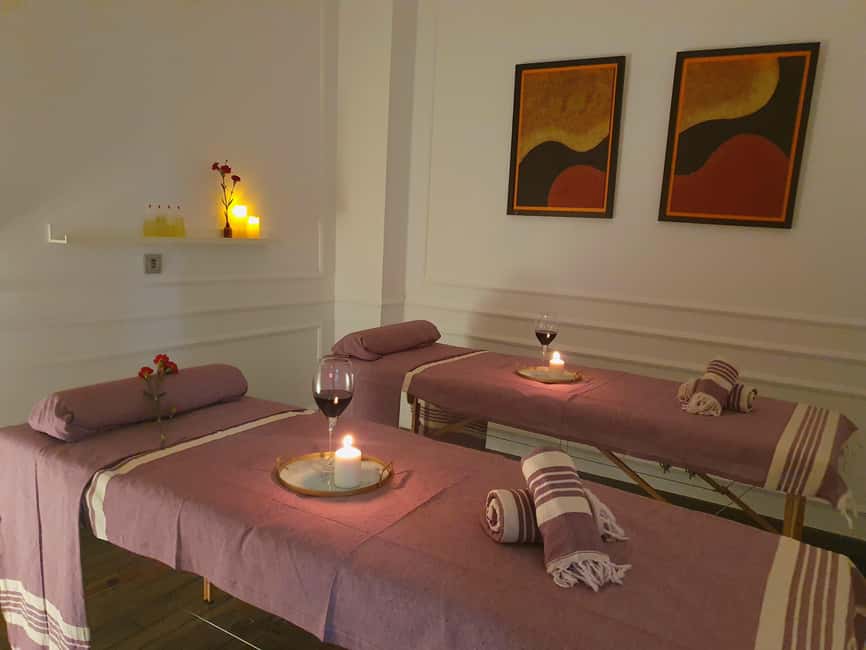 C/Echegaray 5 Málaga center: Malagueño Massage: Massage + Wine Tasting - Wine first, then a slower pace