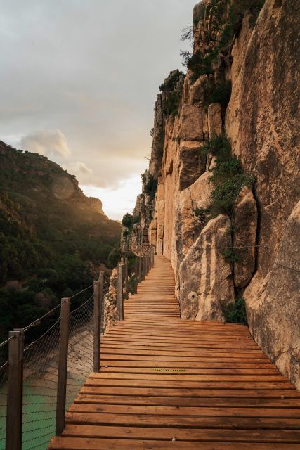 Caminito del Rey Full Experience+ 2-Hour E-Bike guided Tour - The shuttle ride to Ardales
