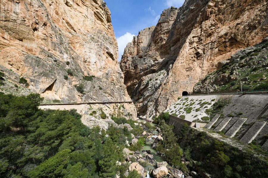 Caminito del Rey: Guided Tour with 1 Drink and Shuttle Bus - Is $44 a fair price?
