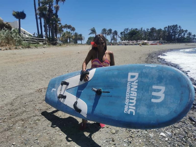 Costa del Sol: Beginner class Dynamic Windsurfing - At a glance: what your lesson includes