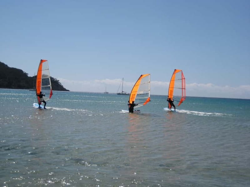 Costa del Sol: Beginner class Dynamic Windsurfing - A first step in a five-stage teaching system