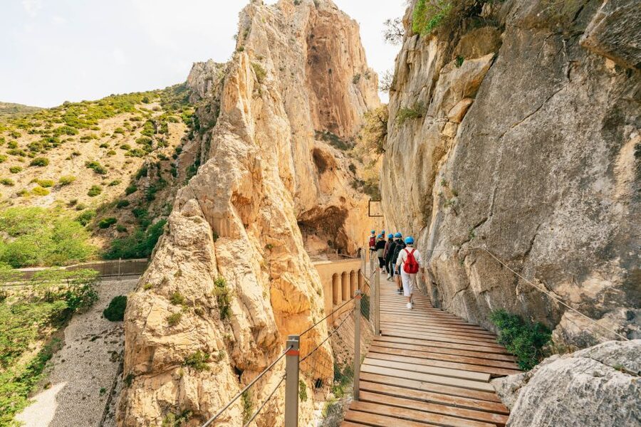 El Chorro: Caminito del Rey Guided Tour with Shuttle Bus - The shuttle ride to the north entrance