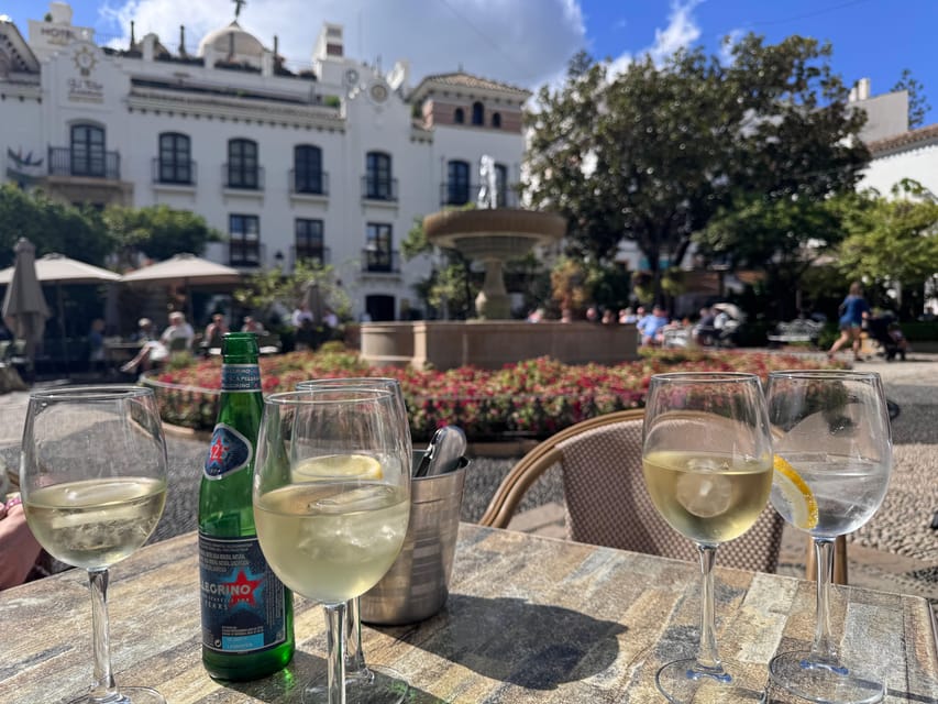 Estepona old town tour with tapas tasting - The Poetry Trail and the walk to the port