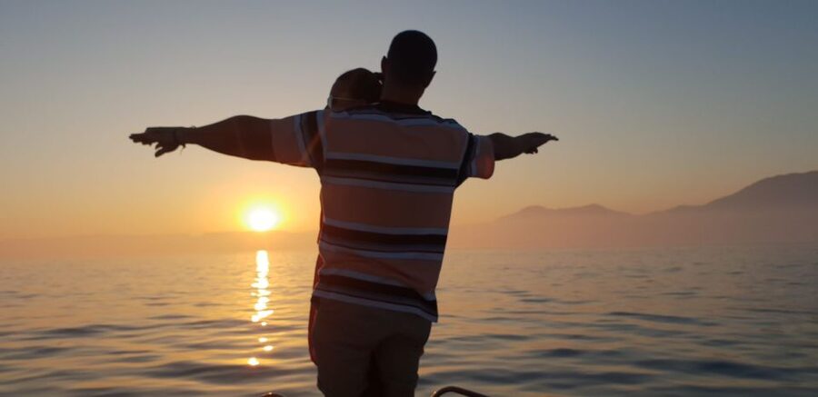 Estepona: Sunset boat trip & Cava & Tapa - What the $393 price buys