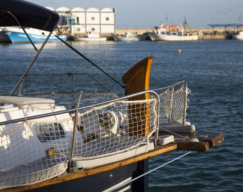 Estepona: Sunset boat trip & Cava & Tapa - Should you book the Estepona sunset sail?