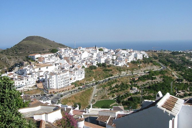 Frigiliana and Nerja Tour from Malaga - What the guide does, and what you do yourself