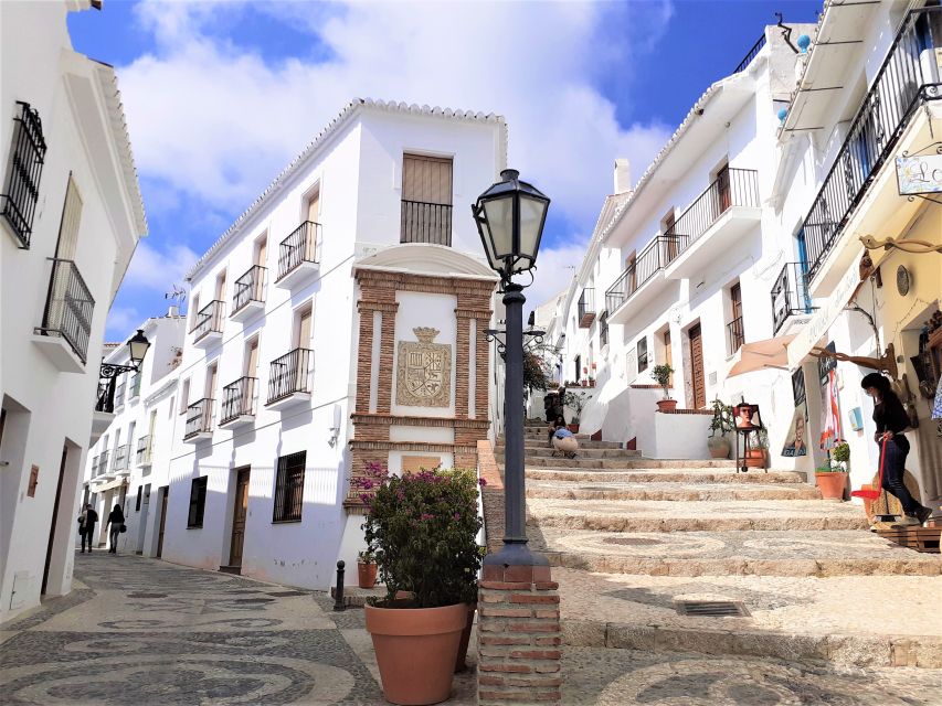 Frigiliana: Private walking tour - Starting at El Ingenio