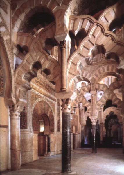 From Costa del Sol & Malaga: Cordoba Guided Day Tour - The coach makes a long day easier, with a few trade-offs