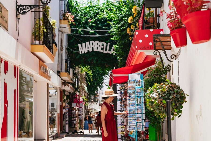 From Costa del Sol: Mijas, Marbella and Puerto Banús Tour - Mijas: White Streets and a Mountain Setting