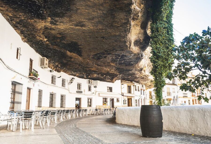 From Costa del Sol: Ronda and Setenil de las Bodegas - Who should book this day trip?