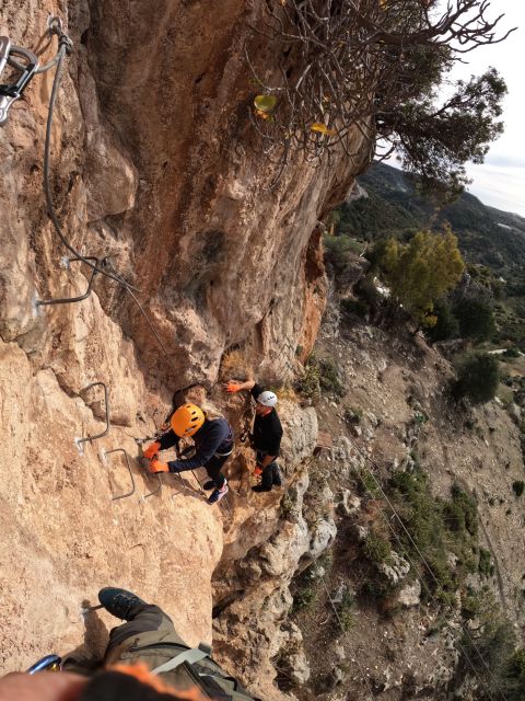 From Estepona: Vía Ferrata de Casares guided climbing tour - FAQ