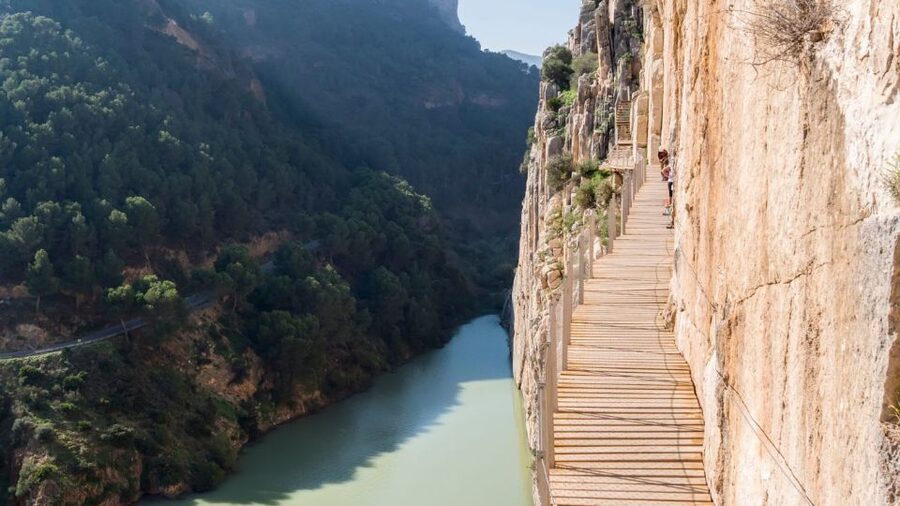 From Fuengirola: Caminito del Rey Guided Day Trip - From Fuengirola to the northern entrance