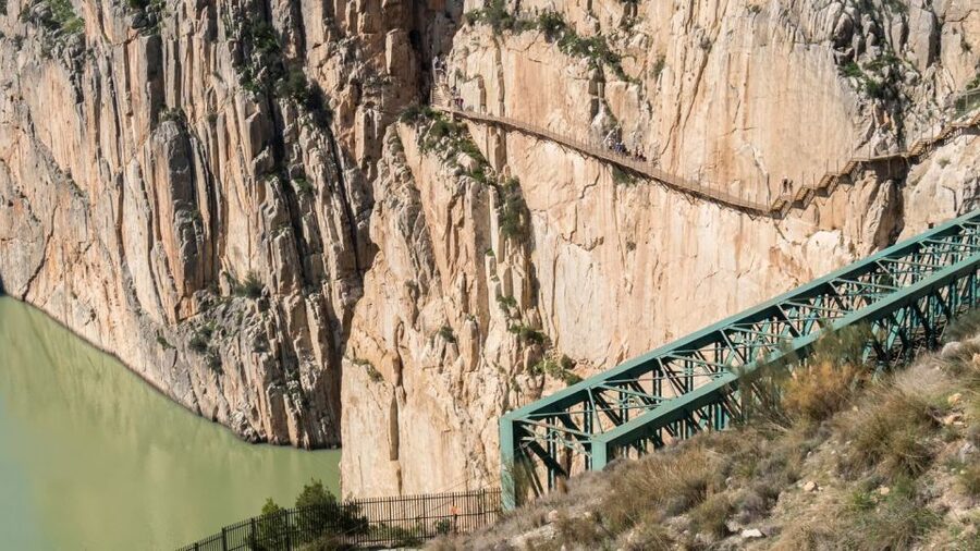 From Fuengirola: Caminito del Rey Guided Day Trip - Is this day trip right for you?