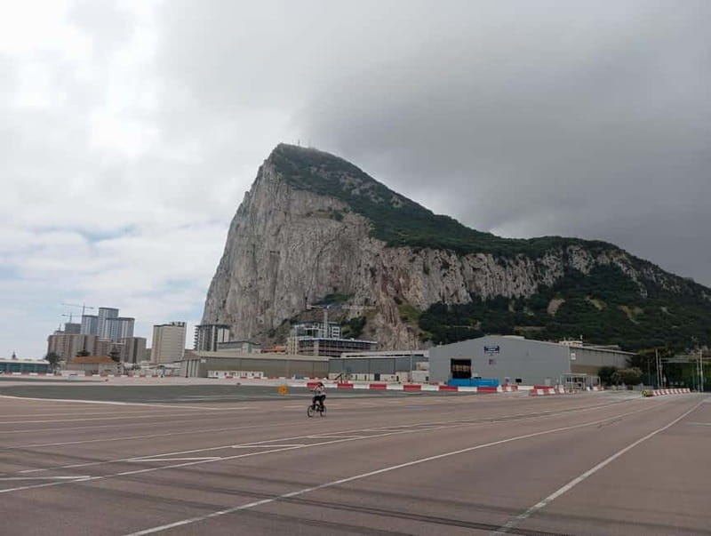 From Fuengirola: Gibraltar Day Trip - Choosing how to see the Rock