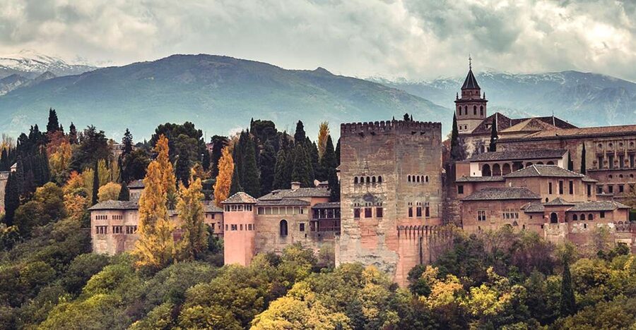 From Malaga: Alhambra and Royal Chapel with Entry Tickets - From Malaga to Granada, with a full day ahead