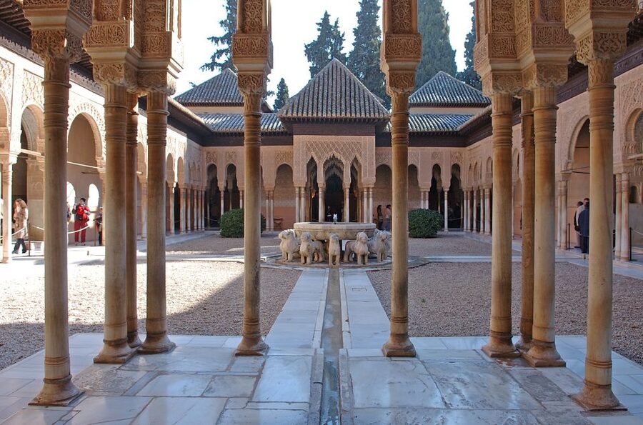 From Malaga: Alhambra and Royal Chapel with Entry Tickets - Should you book it?
