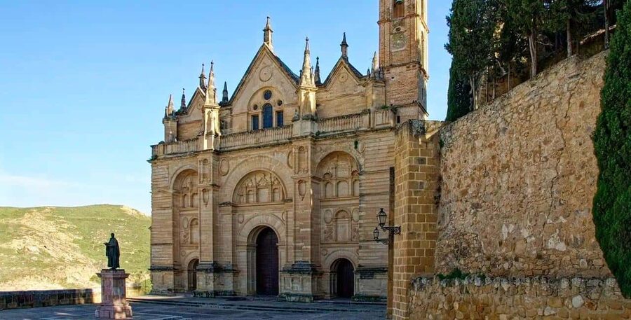From Málaga: Caminito del Rey & Antequera: Dolmens and free time - The guides can shape the whole day