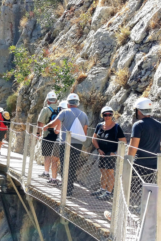 From Malaga: Group Tour to Caminito del Rey - Starting the walk near the Kiosko