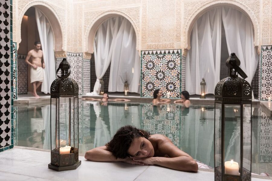 From Malaga: Hammam Bath, Kessa and Relaxing Massage Tour - A Moorish-style bathhouse in Málaga