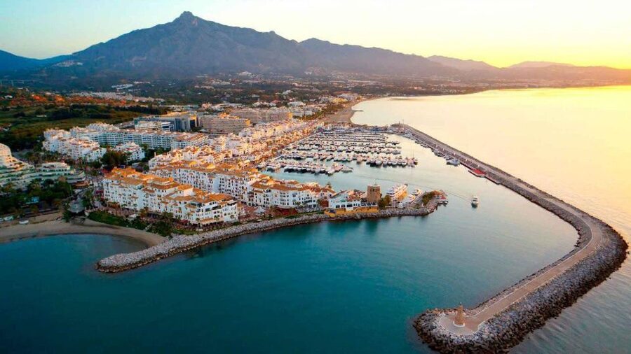 From Málaga: Marbella, Mijas y Puerto Banús Guided Tour - Practical details before you go