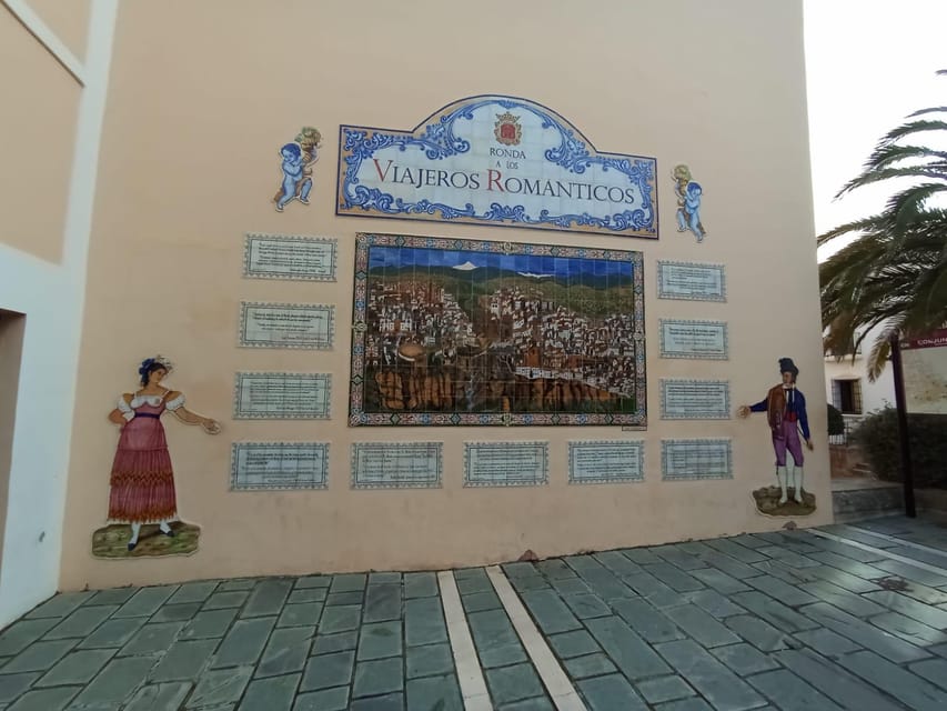From Malaga: private tour Ronda and Setenil de las Bodegas - A long day with two very different towns