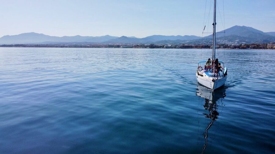 From Marbella: Private and Group Sailboat Cruise & Drinks - FAQ