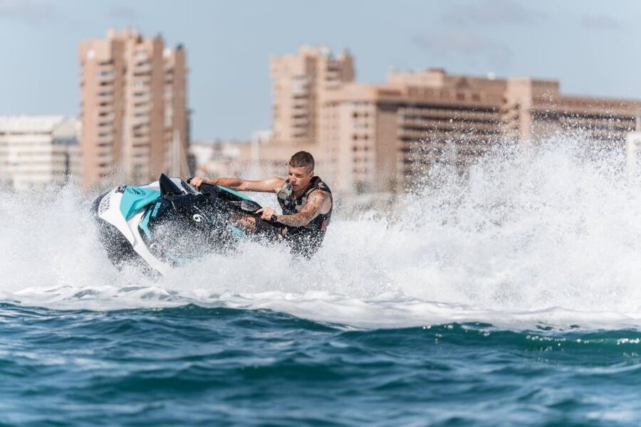 Fuengirola: Best Jet Ski Rental - From the marina to open water