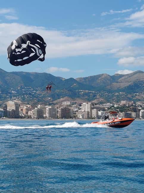 Fuengirola: Deluxe Parasailing Flight from Fuengirola Port - A one-hour flight with a wide view of Fuengirola