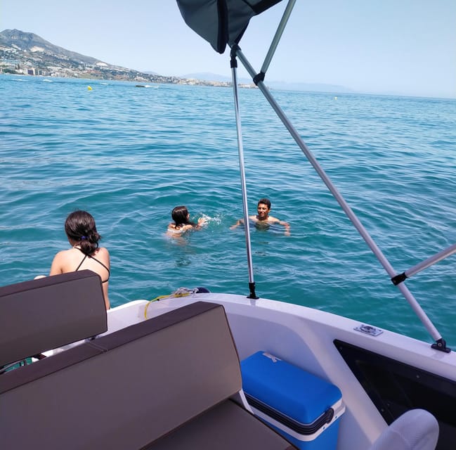 Fuengirola: Dolphin Watching Tour with Snacks and Drinks - What the $41 price gets you