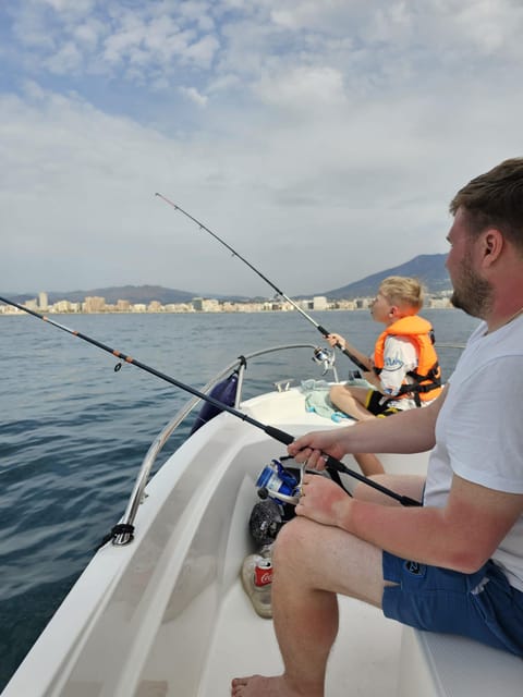 Fuengirola: Fishing Trip with Drinks and Gear - A manageable first fishing trip