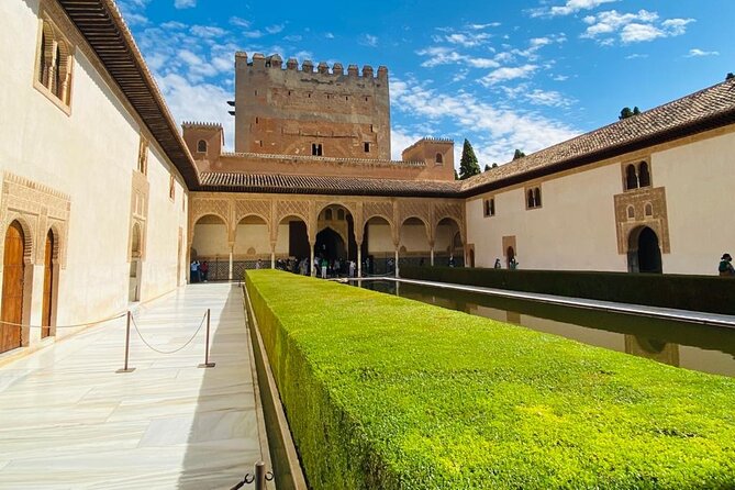 Full-Day Alhambra from Malaga: Choose Your Access & Pick Up Point - A long ride to one of Spain’s great monuments
