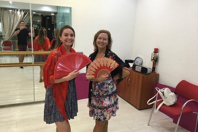 Fun, fast, flamenco: learn to dance flamenco rumba in 45 minutes - What to wear, and what to leave at the hotel