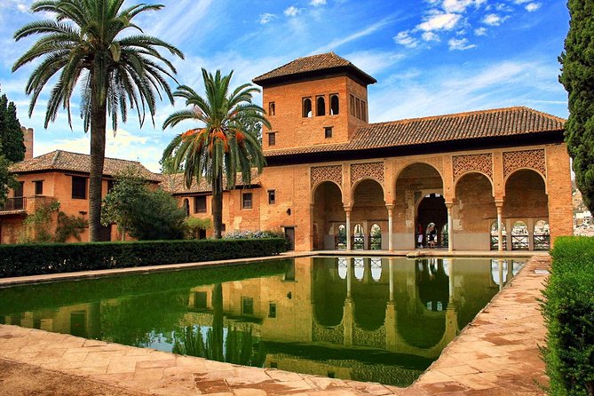 Granada Full Day Tour From Malaga - The Alhambra makes the journey worthwhile