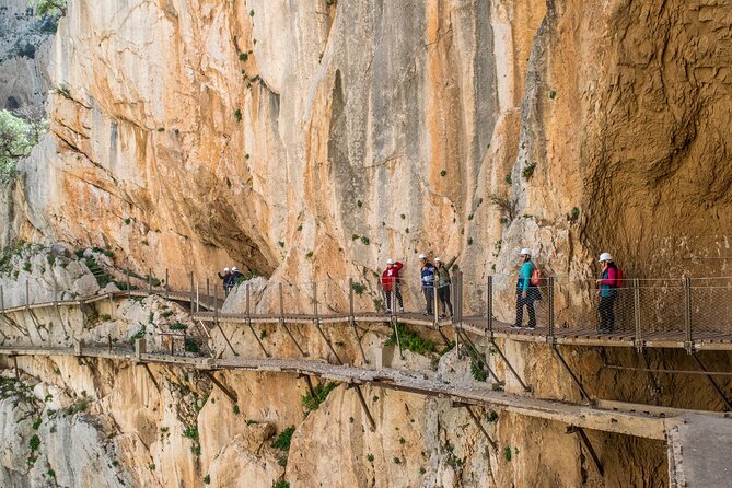 Guided Tour to Caminito del Rey from Malaga - From central Málaga to the trailhead
