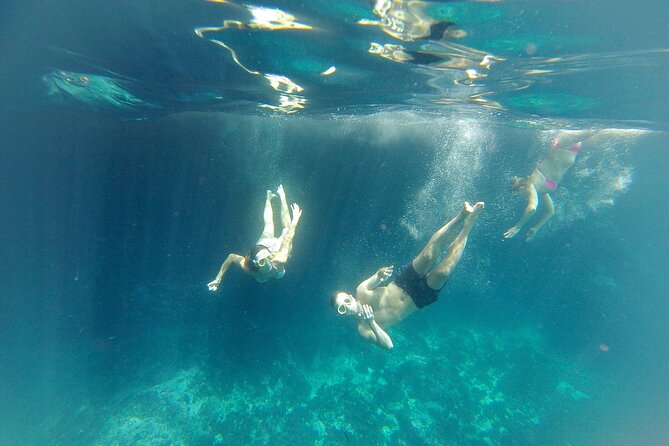 Kayak and Snorkeling Excursion in Maro Cerro Gordo Cliffs - What the price buys